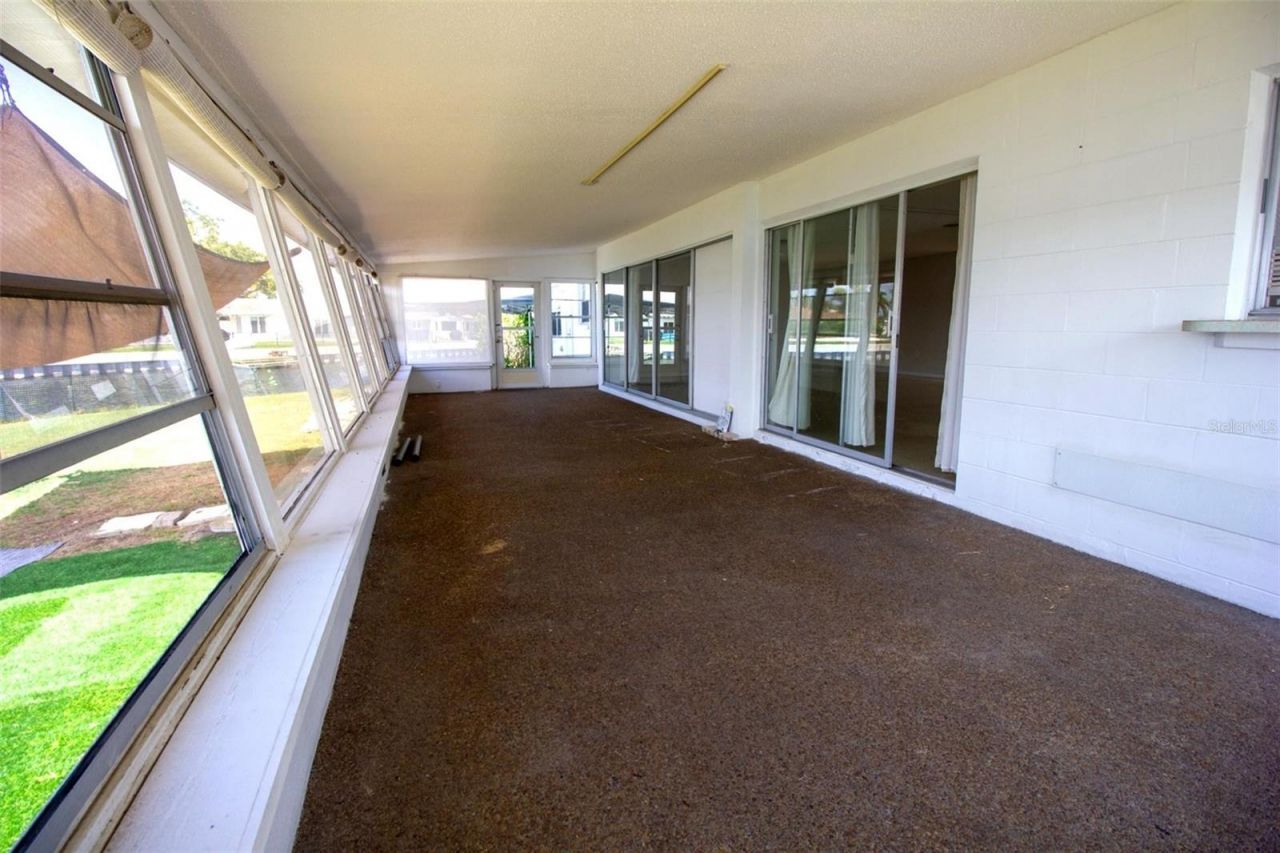 3900 14th Lane Ne, Saint Petersburg, FL 33703 Photo