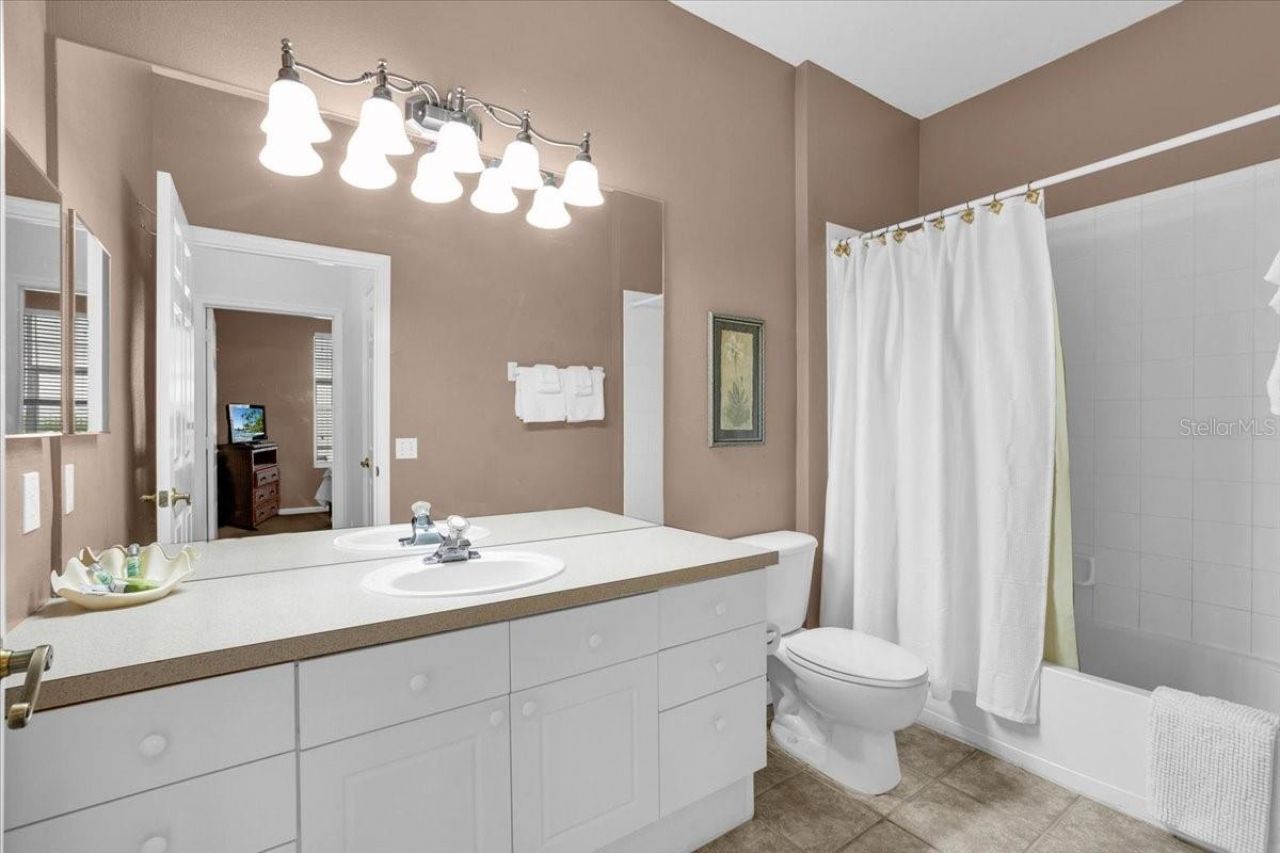 2307 Silver Palm Drive , Unit 102, Kissimmee, FL 34747 Photo