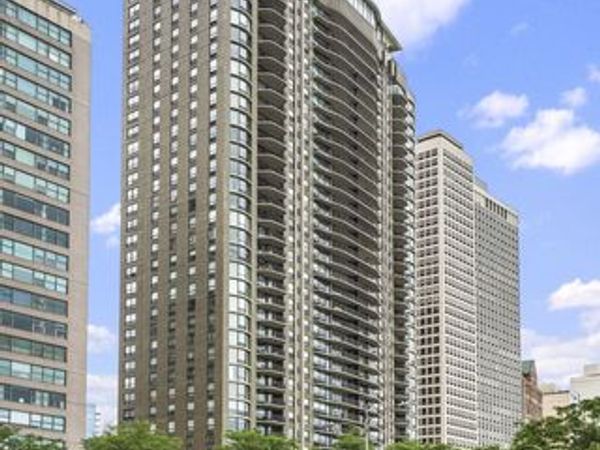 1040 N Lake Shore Drive, Unit 26B, Chicago, IL 60611
