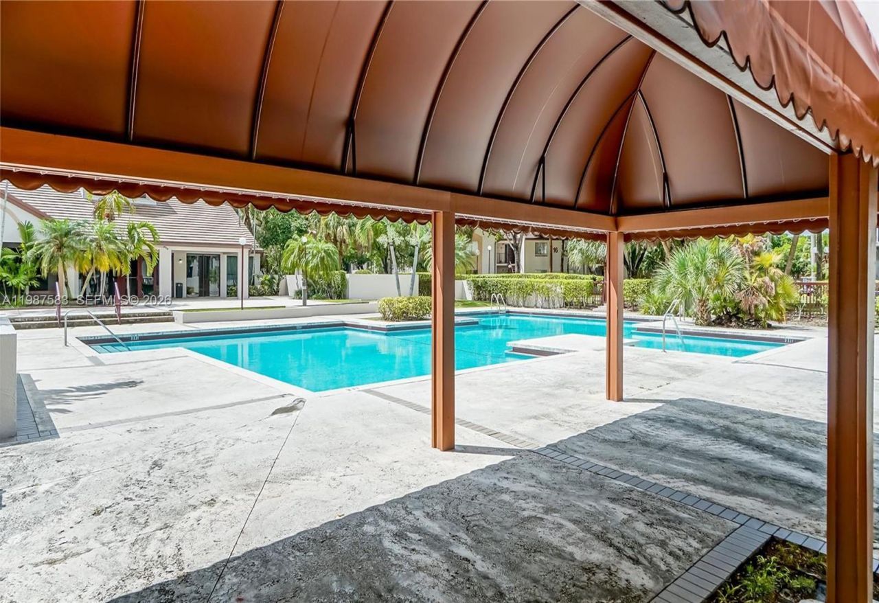 14015 SW 91st Ter , Unit 14015, Miami, FL 33186 Photo