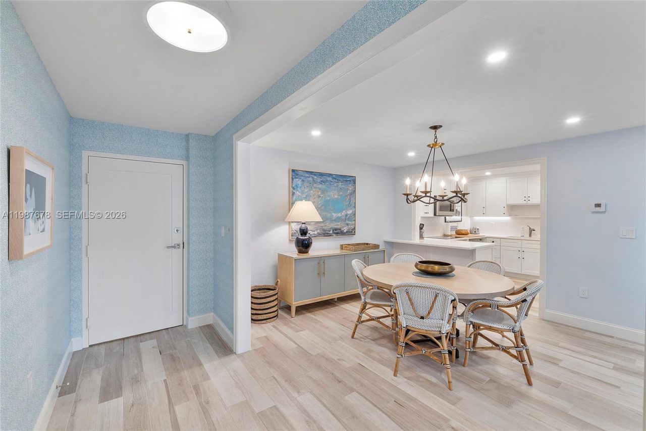 170 N Ocean Blvd, Unit 304, Palm Beach, FL 33480 Photo