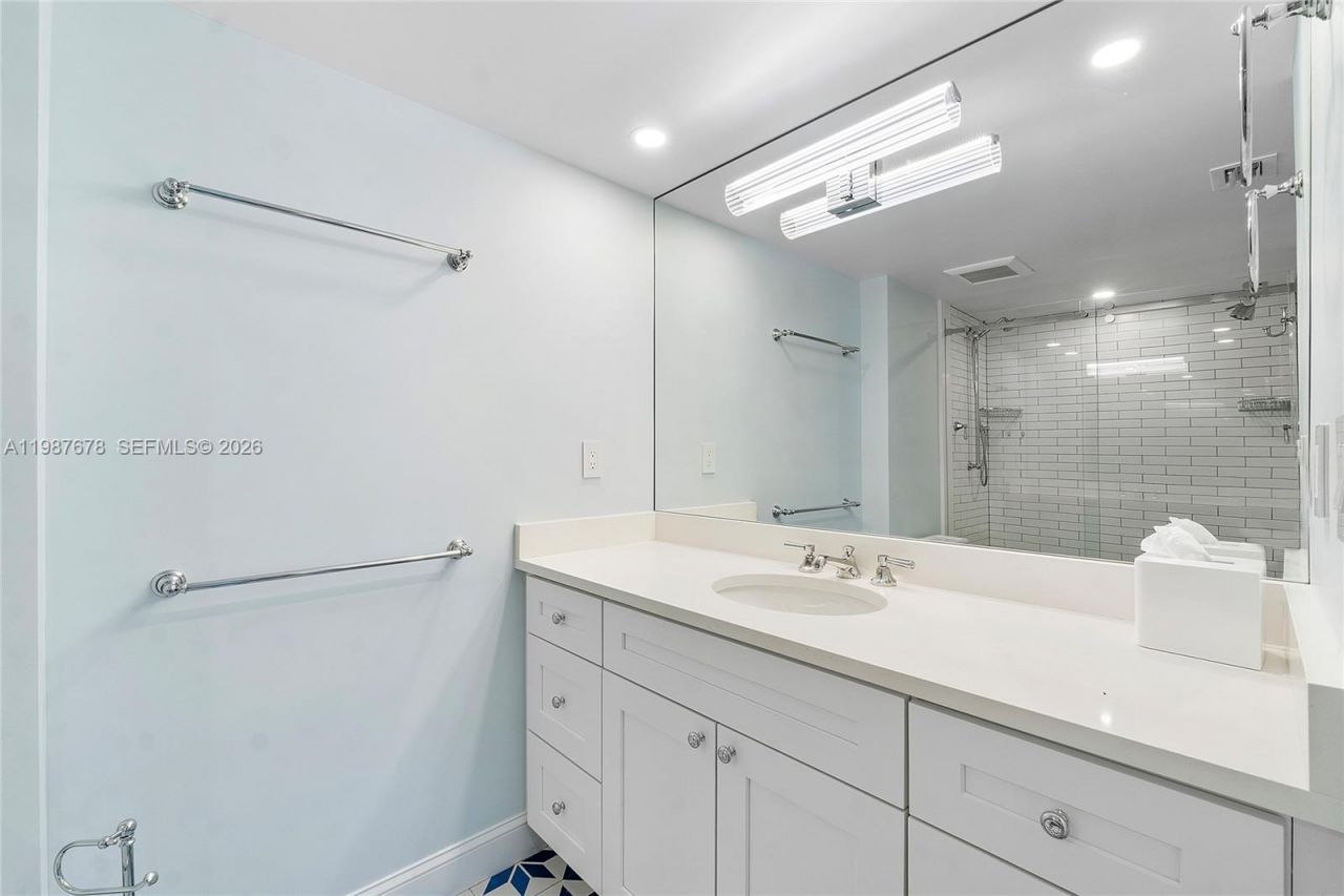 170 N Ocean Blvd, Unit 304, Palm Beach, FL 33480 Photo