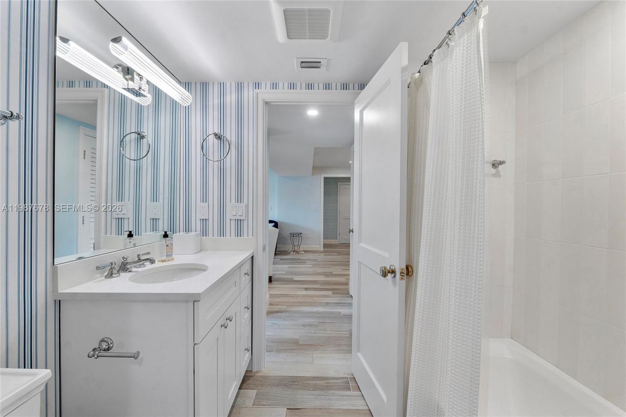 170 N Ocean Blvd, Unit 304, Palm Beach, FL 33480 Photo