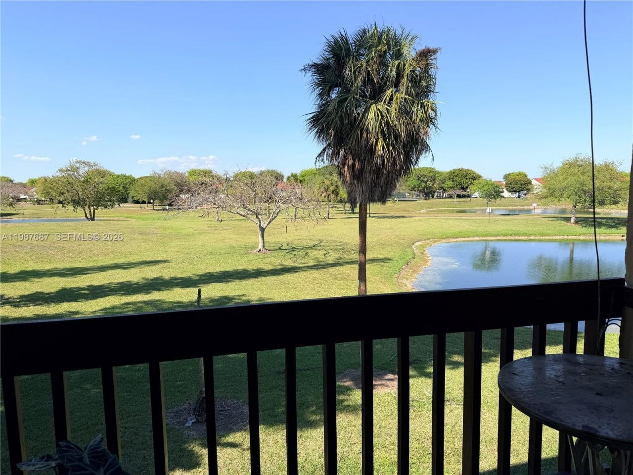 281 W Park Dr , Unit 8-14, Miami, FL 33172 Photo