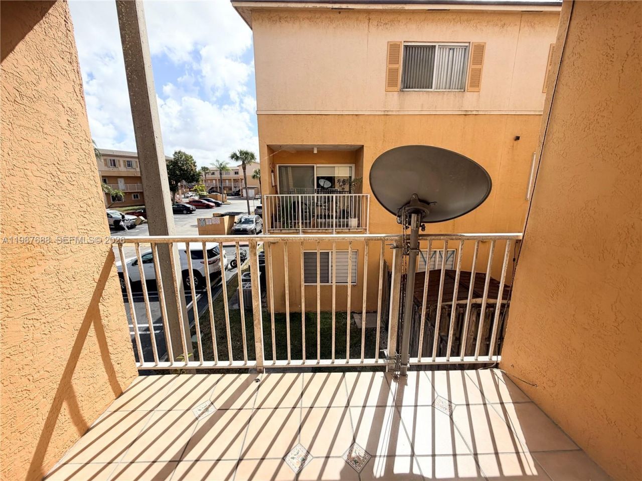 6205 Kendale Lakes Cir , Unit 288, Miami, FL 33183 Photo