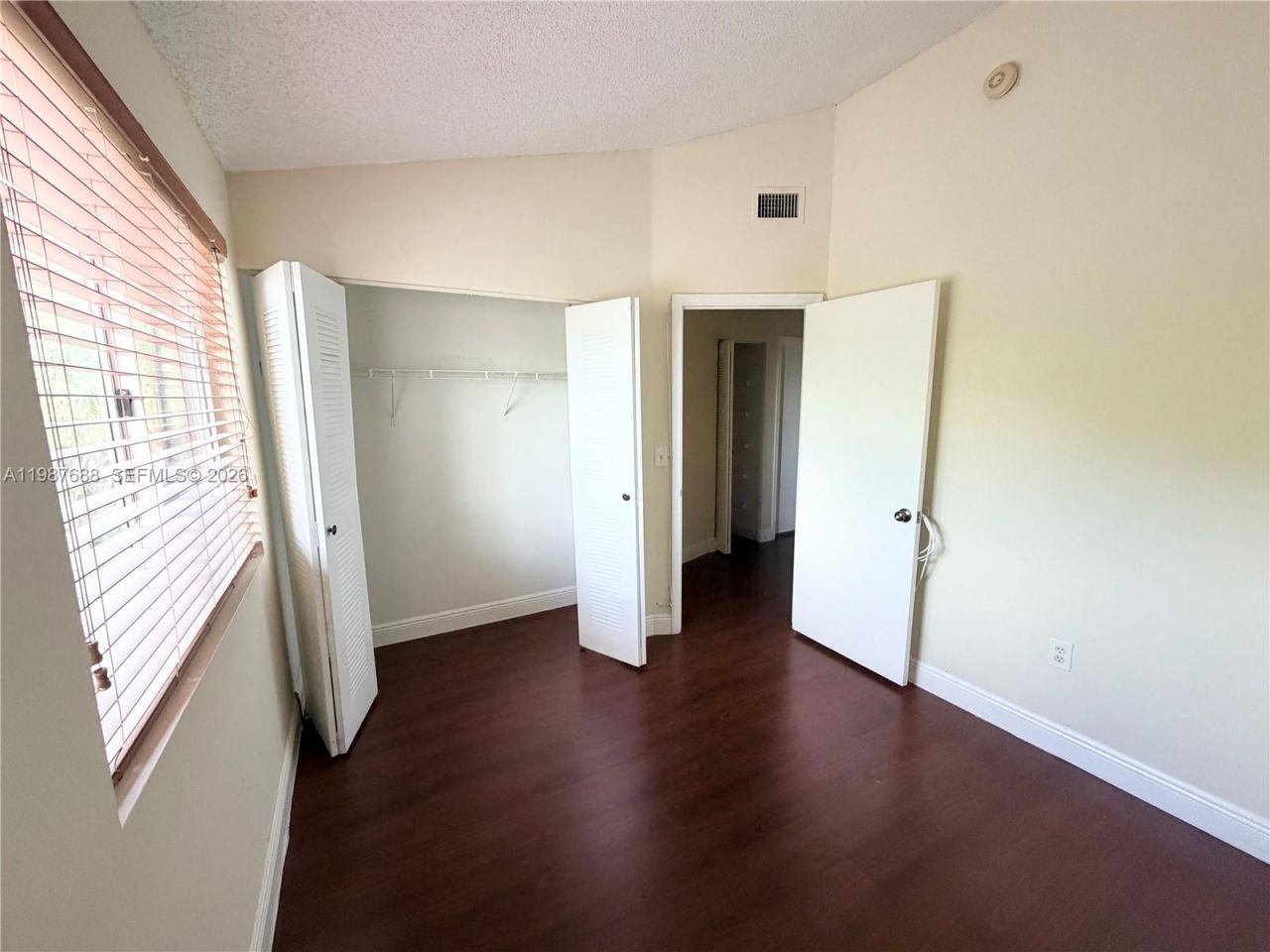 6205 Kendale Lakes Cir , Unit 288, Miami, FL 33183 Photo