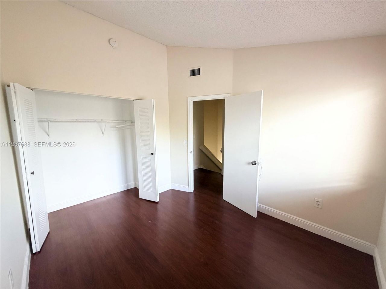 6205 Kendale Lakes Cir , Unit 288, Miami, FL 33183 Photo