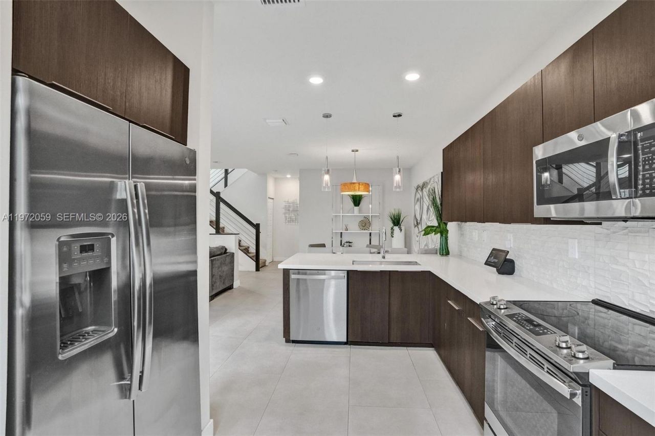 4771 NW 84th Ave, Doral, FL 33166 Photo