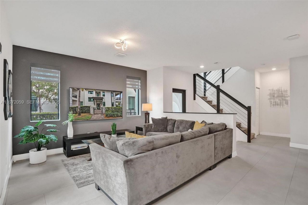 4771 NW 84th Ave, Doral, FL 33166 Photo