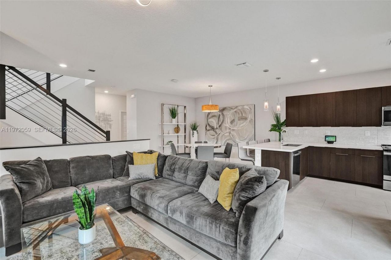 4771 NW 84th Ave, Doral, FL 33166 Photo