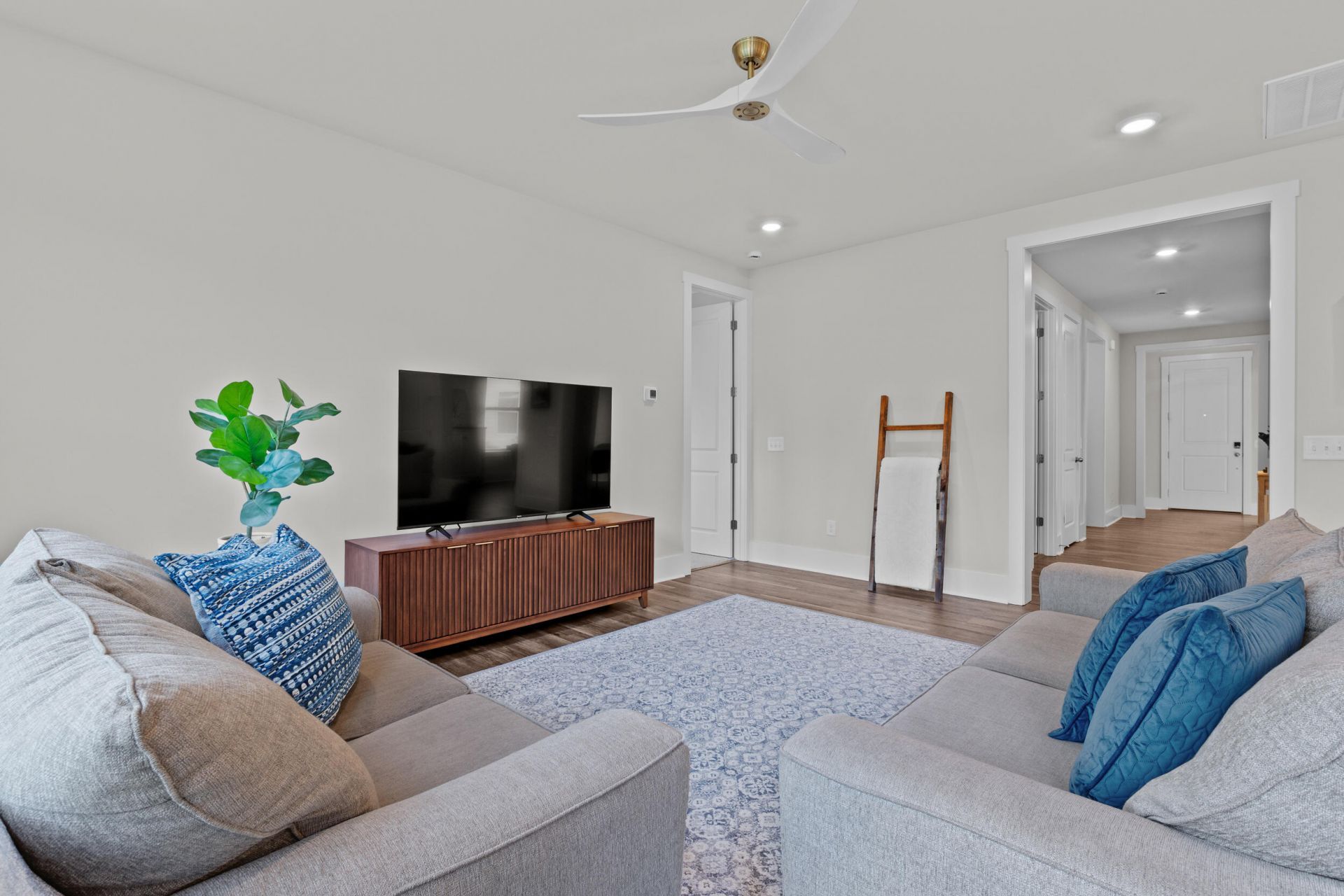 223 Summer Tanager Drive Photo 16