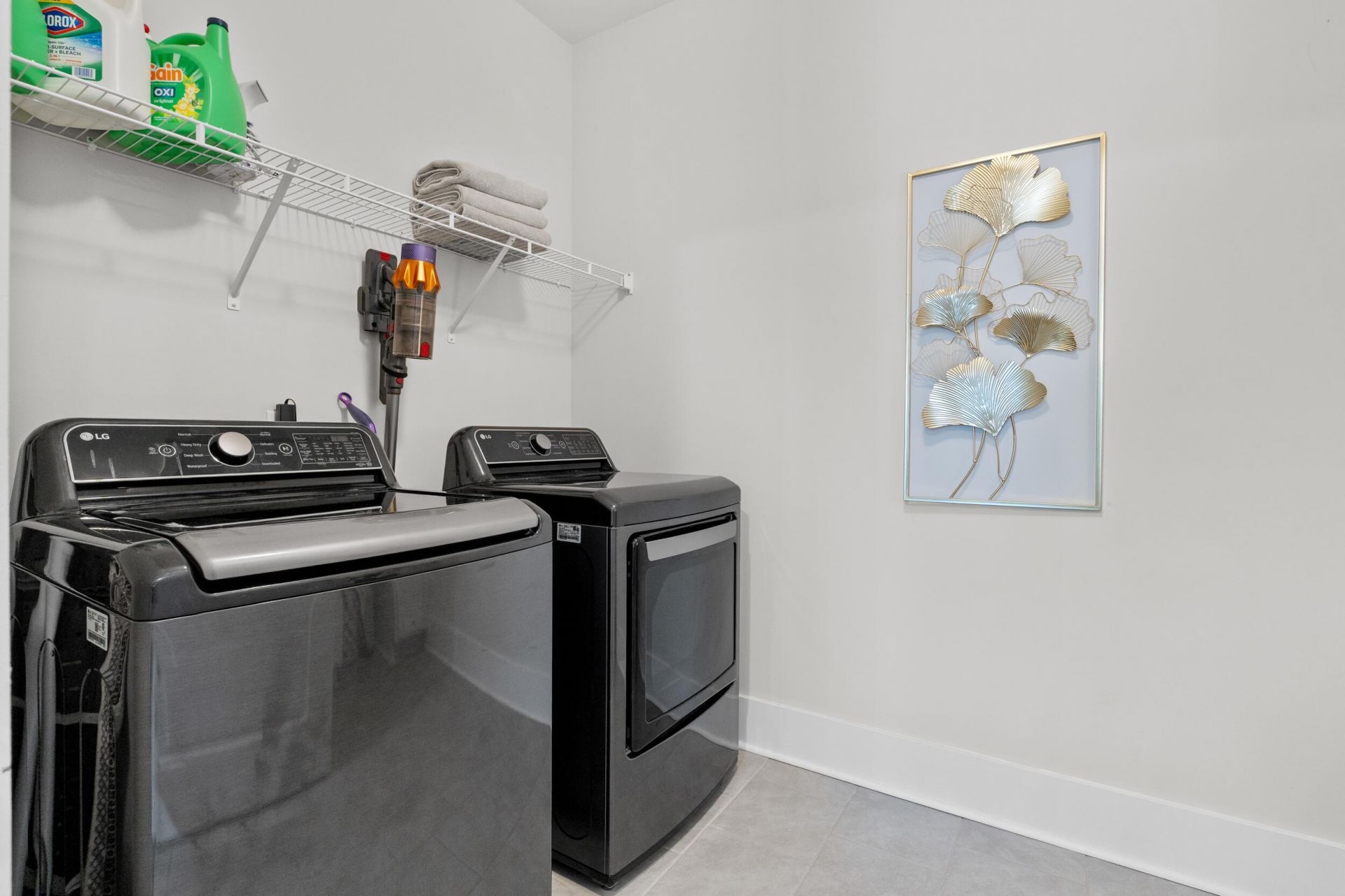 223 Summer Tanager Drive Photo 24