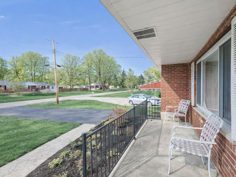 1206 Sycamore Lane, Amelia, OH 45102 Photo 4