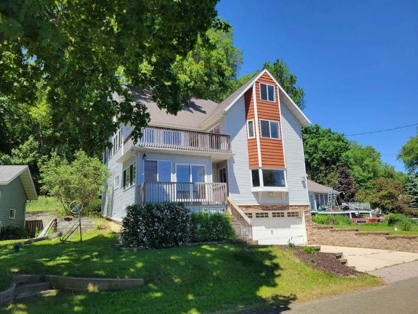 W10580 Tipperary Road, Poynette, WI 53955