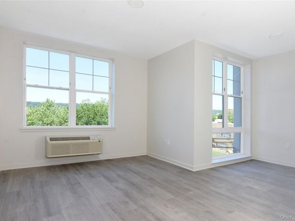 56 Prospect Street , Unit 108, Yonkers, NY 10701