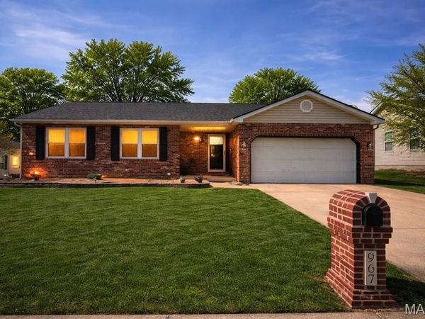967 Dunberry Drive, Shiloh, IL 62269