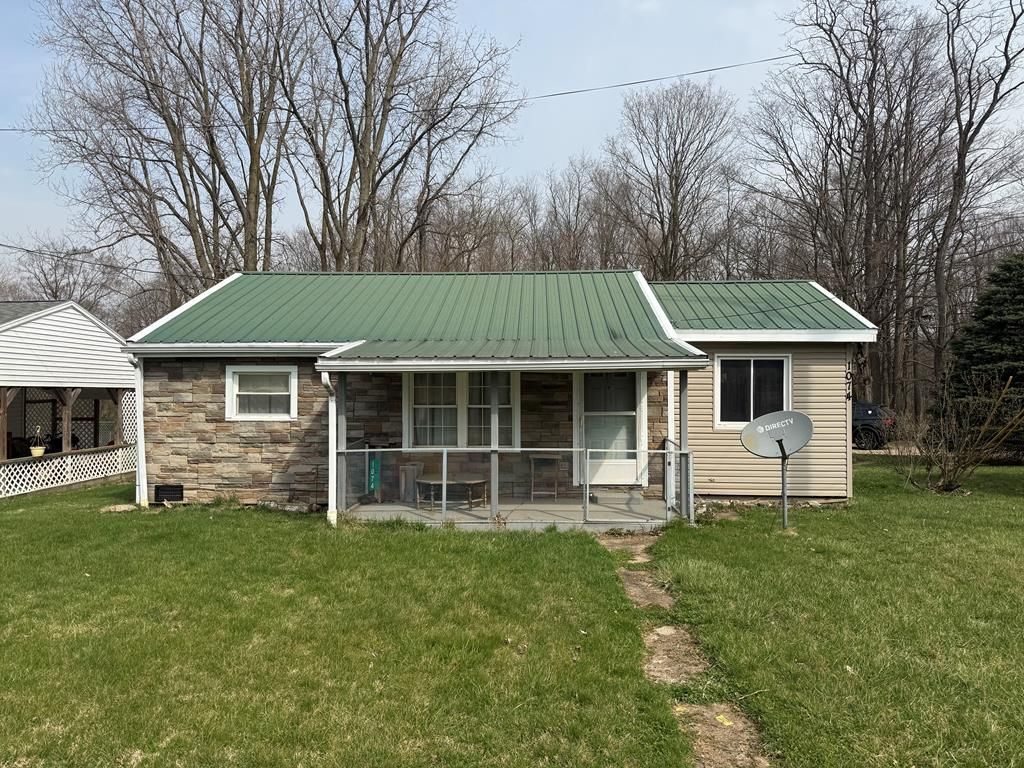 1074 NW Wade Dr, Mansfield, OH 44905 Main Photo