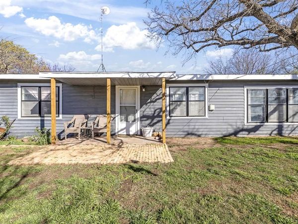 132 Maple Street , Dublin, TX 76446