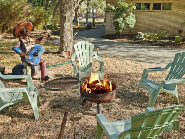 103 Roleto Drive, San Antonio, TX 78213