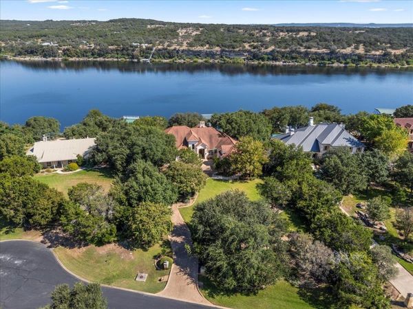 24729 Travis Lakeside CV , Spicewood, TX 78669