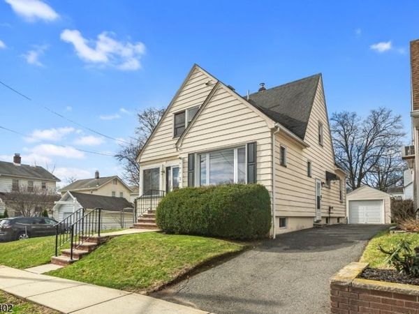 11 Cherry Pl, Nutley, NJ 07110
