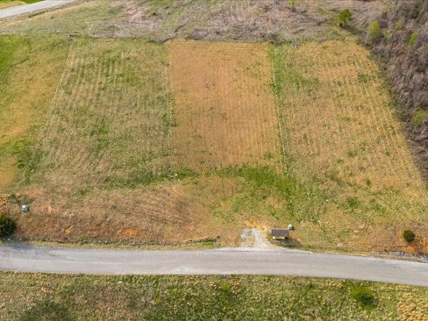 LaFollette, TN 37766