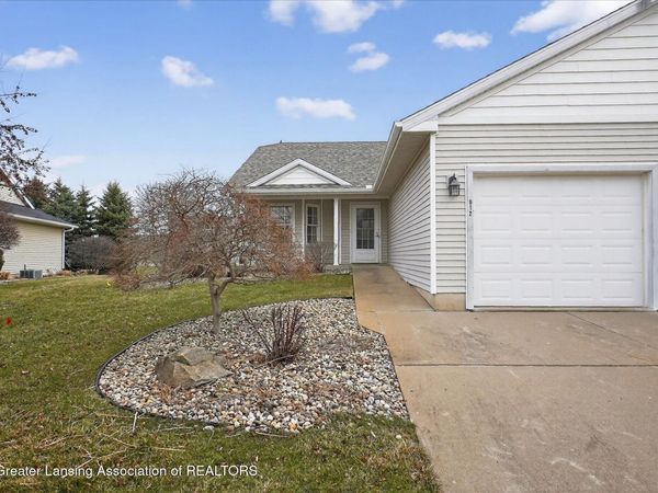 912 Randy Lane, St. Johns, MI 48879
