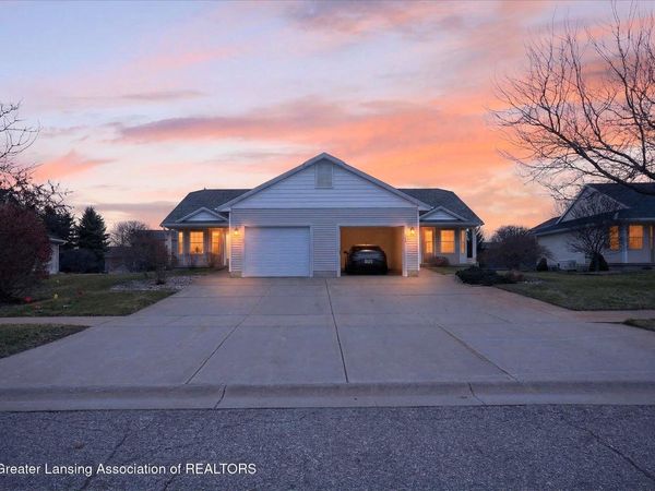 912 Randy Lane, St. Johns, MI 48879