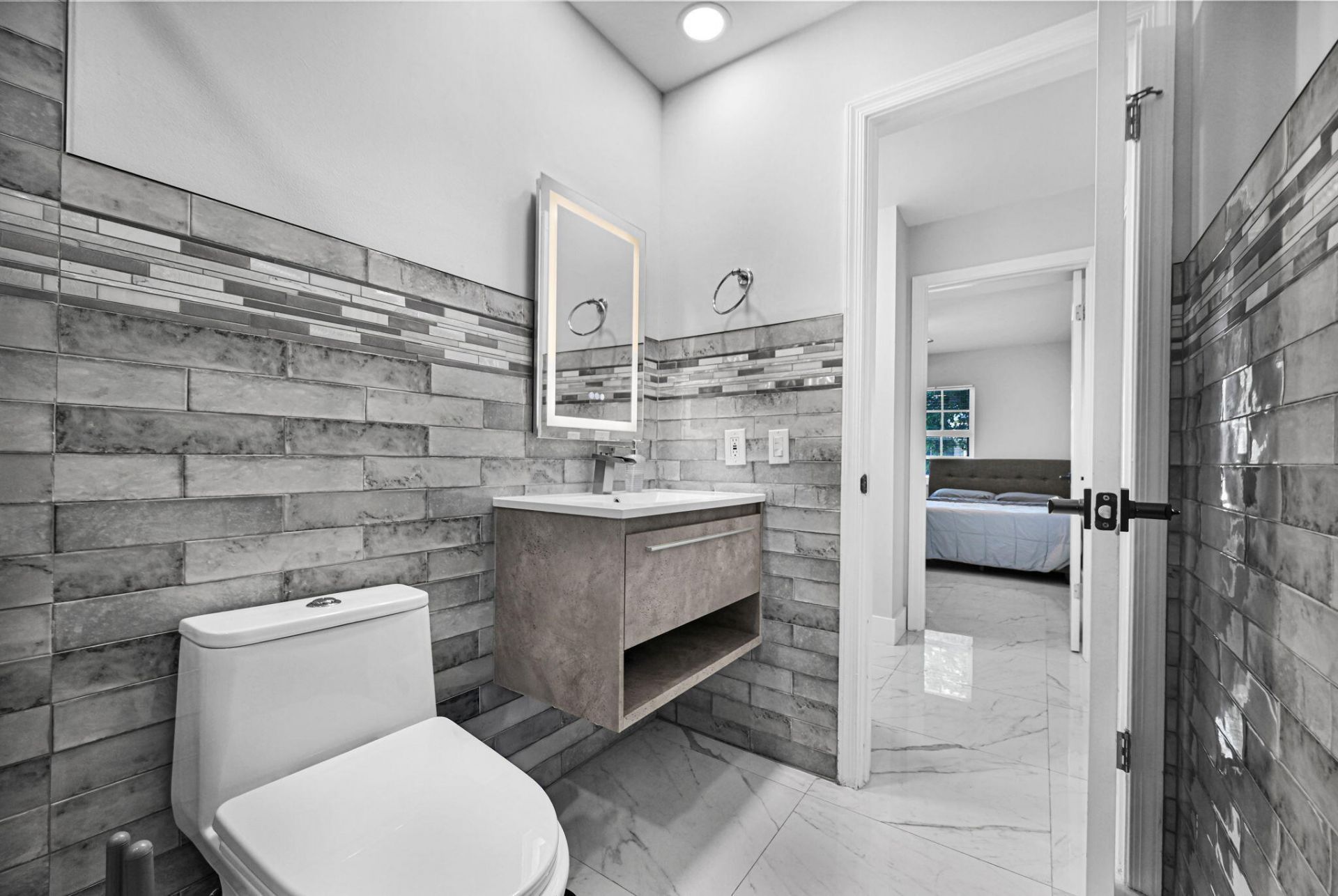 6279 Bay Club Drive, Unit 3, Fort Lauderdale, FL 33308 Photo