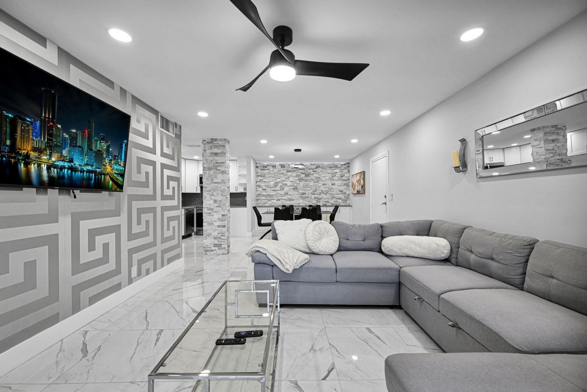 6279 Bay Club Drive, Unit 3, Fort Lauderdale, FL 33308 Photo