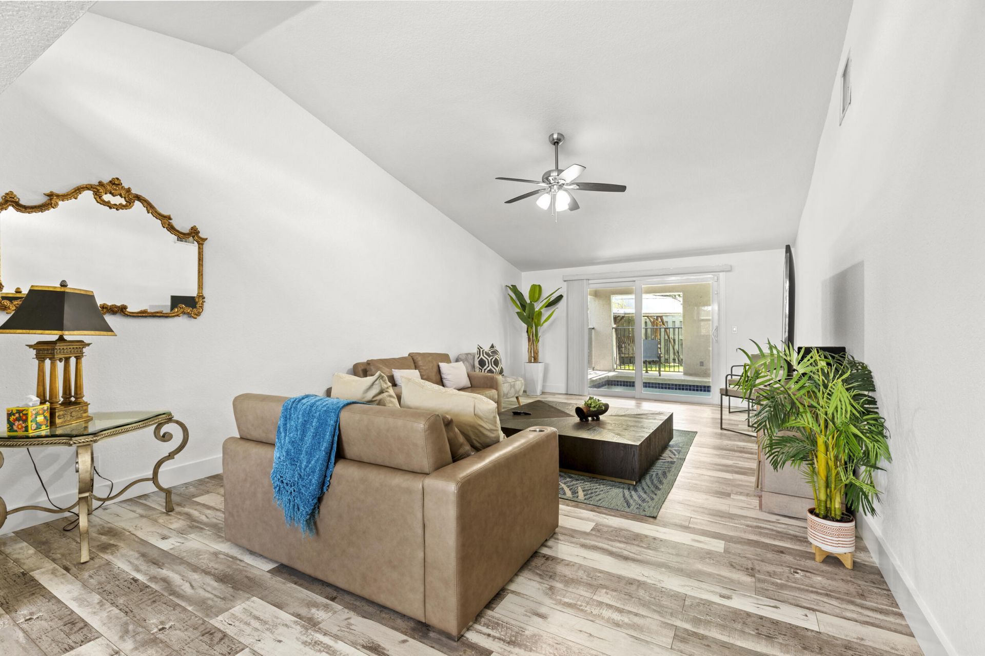 944 Hansen Street, West Palm Beach, FL 33405 Photo