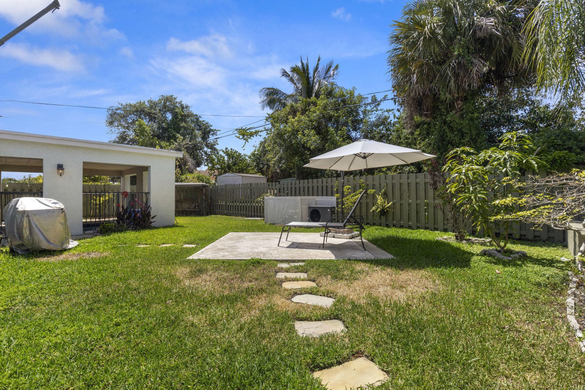 944 Hansen Street, West Palm Beach, FL 33405 Photo