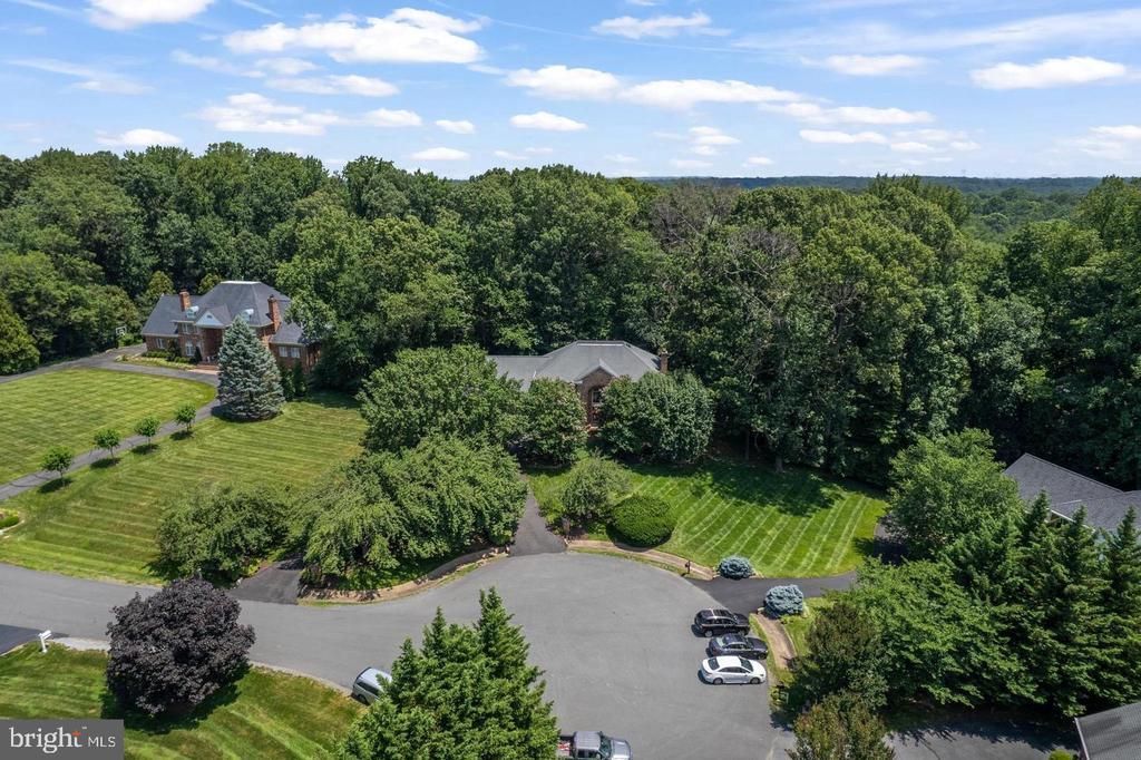 2713 SILKWOOD COURT, OAKTON, VA 22124