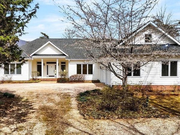 962 CEDAR MEADOW DR, NELLYSFORD, VA 22958