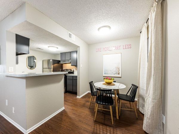 1716 Woodward ST , Unit 104, Austin, TX 78741