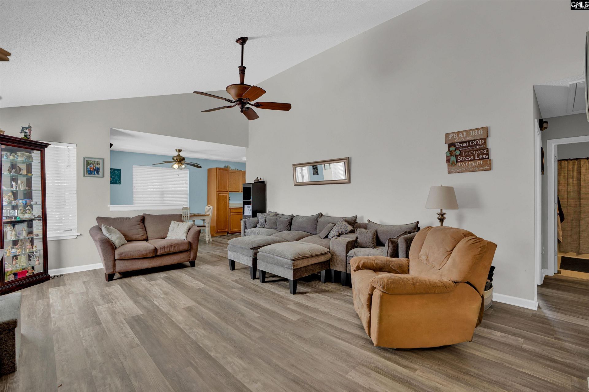 117 Arborgate Circle Photo 26