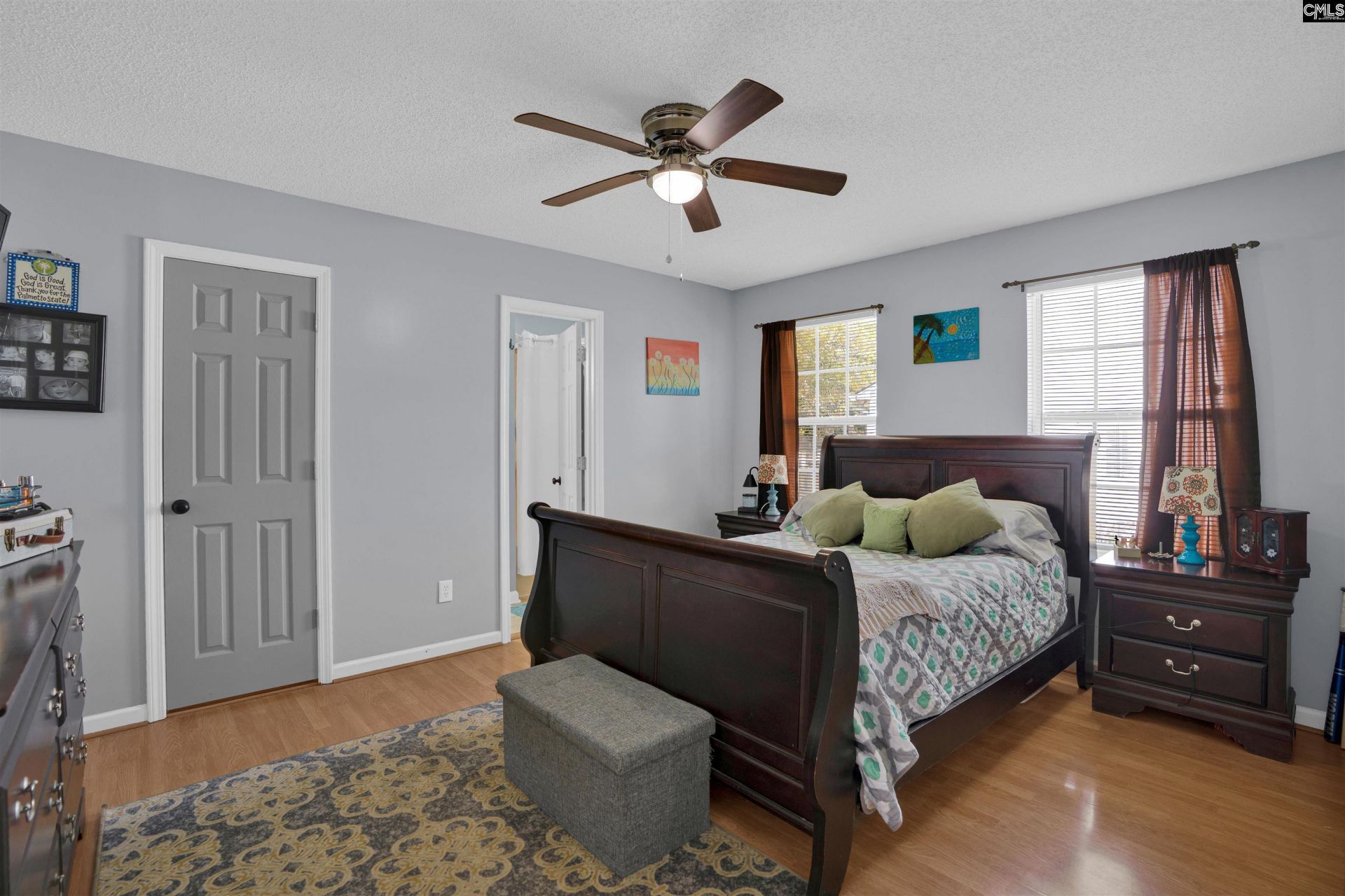 117 Arborgate Circle Photo 36