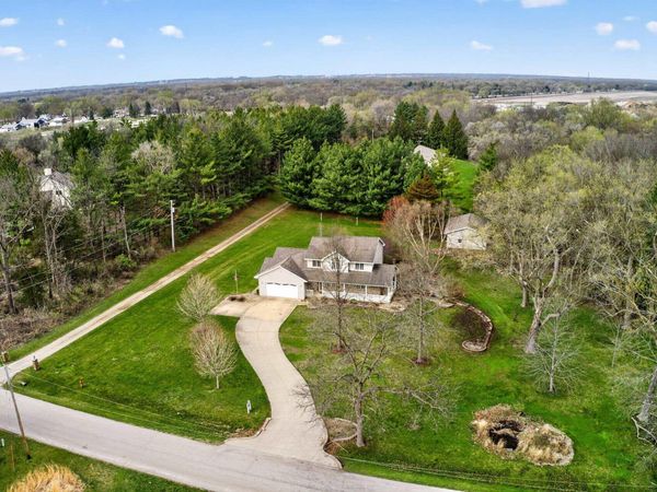 500 Douglass Road, Waterloo, IA 50703