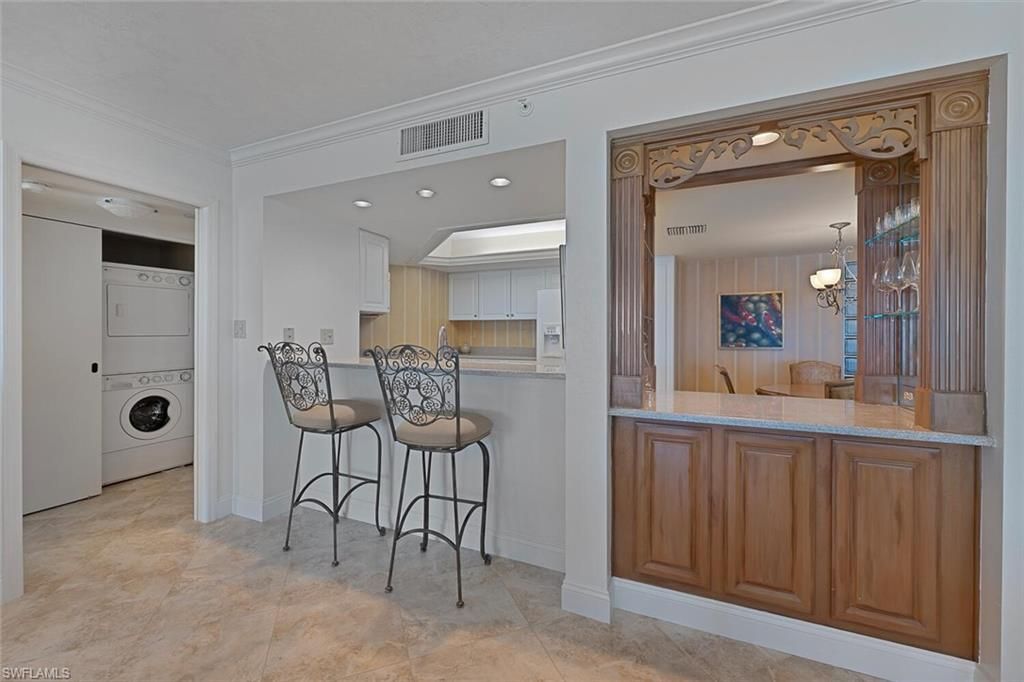 4751 Gulf Shore Blvd N, Unit 1507, Naples, FL 34103 Photo