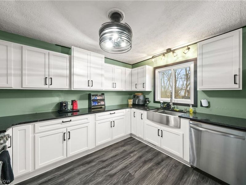 1239 Apache Pass, Streetsboro, OH 44241 Photo 6