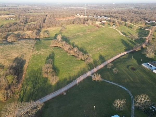 12425 Springtown Road , Gentry, AR 72734