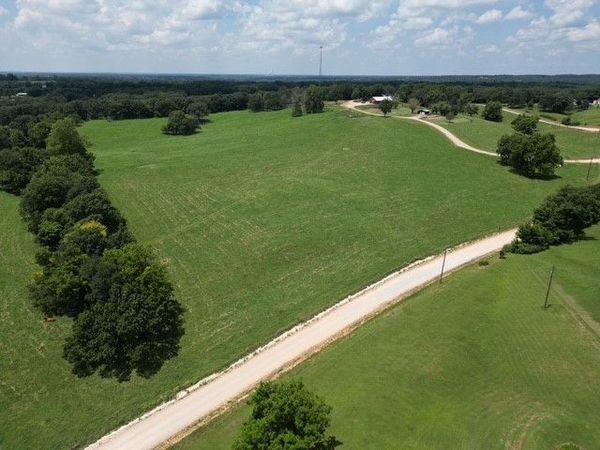 12425 Springtown Road, Gentry, AR 72734