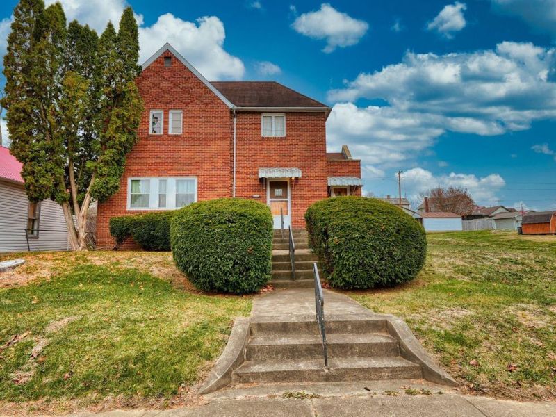 227 S 5th Street , Byesville, OH 43723 Photo 2