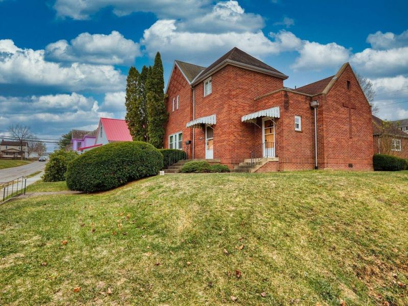 227 S 5th Street , Byesville, OH 43723 Photo 5