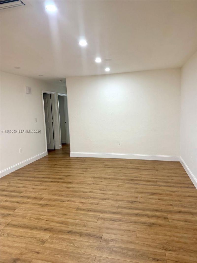 11201 NE 3rd Ave , Miami, FL 33161 Photo