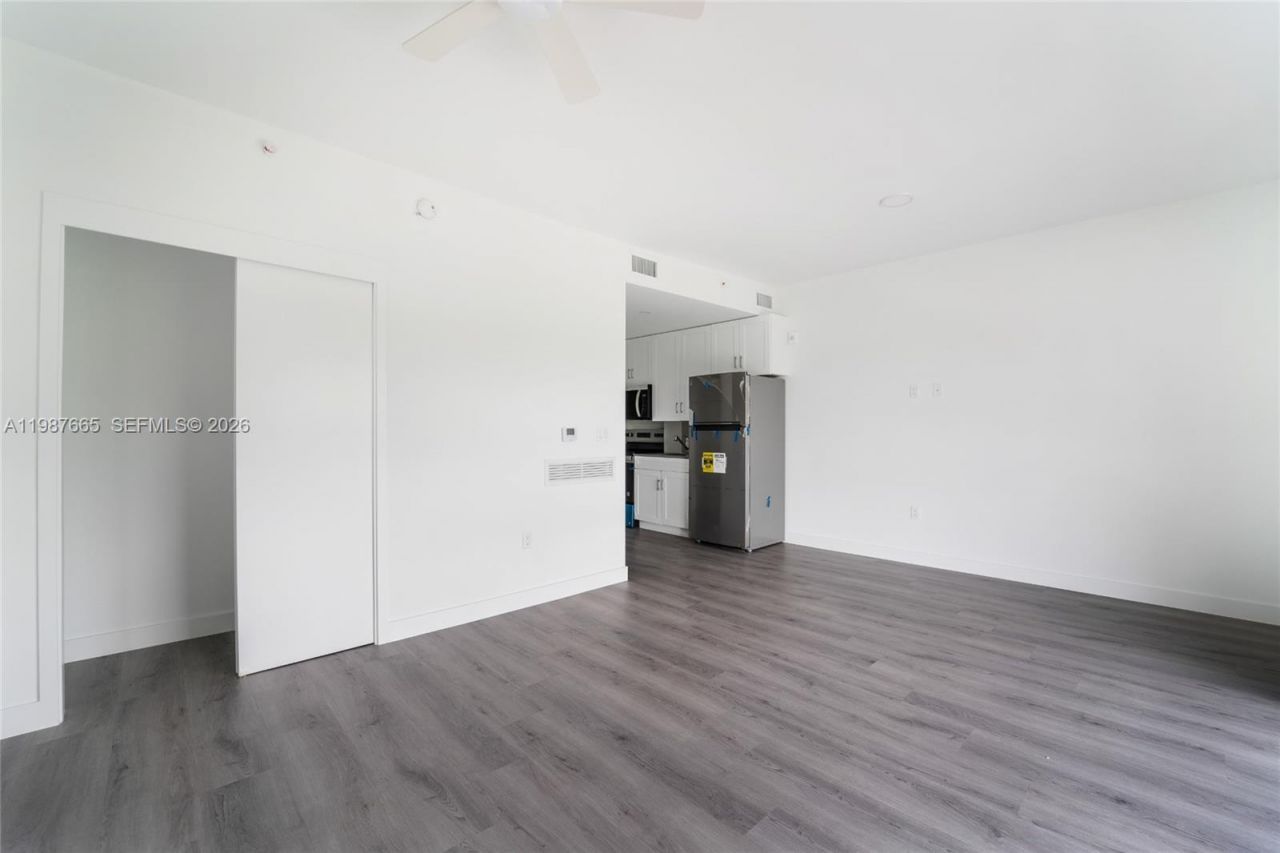1165 NW 8th Ave , Unit 101, Miami, FL 33136 Photo