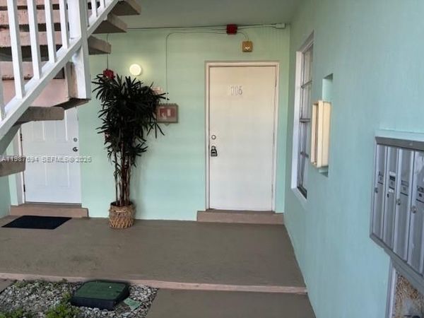 7670 SW 82nd St , Unit 116, Miami, FL 33143