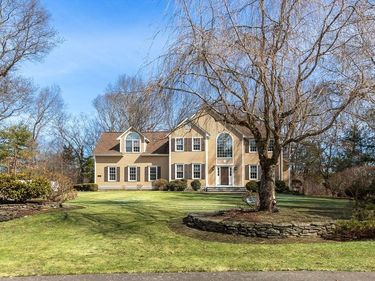 20 Sweet Meadow Drive, Easton, MA 02375