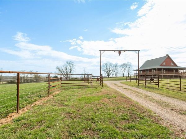 25097 State Highway 25 , Bloomfield, MO 63825