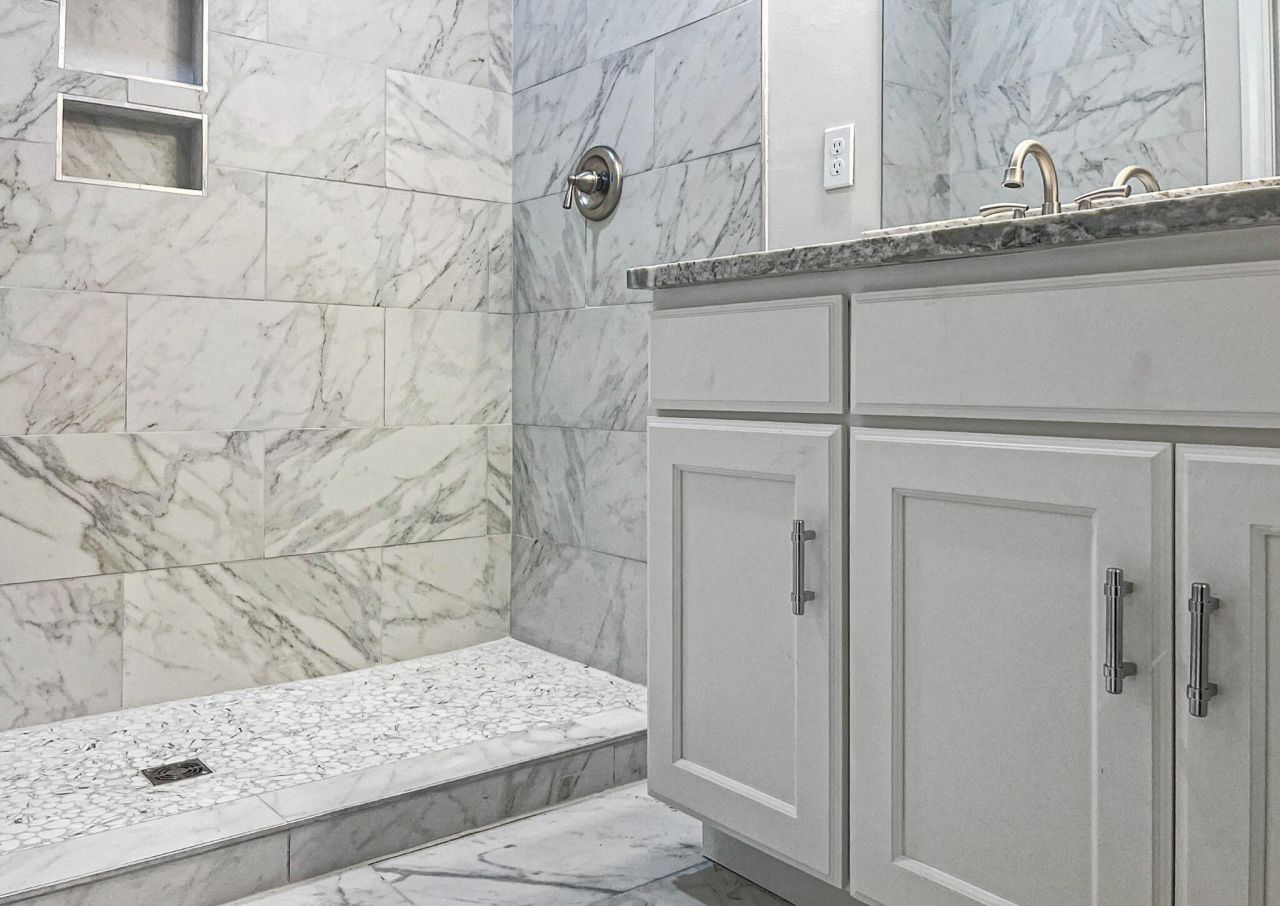 222 New Iris Lane Photo 12